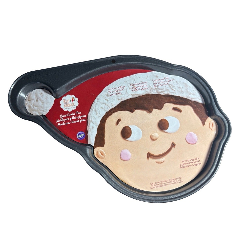 New~Wilton  ELF ON THE SHELF Giant Cookie  Pan Face Shaped Makes 11" x 7" Cookie